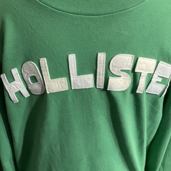 Hollister Green Pull Over Sweater (Size: M) - Picture 3 of 5